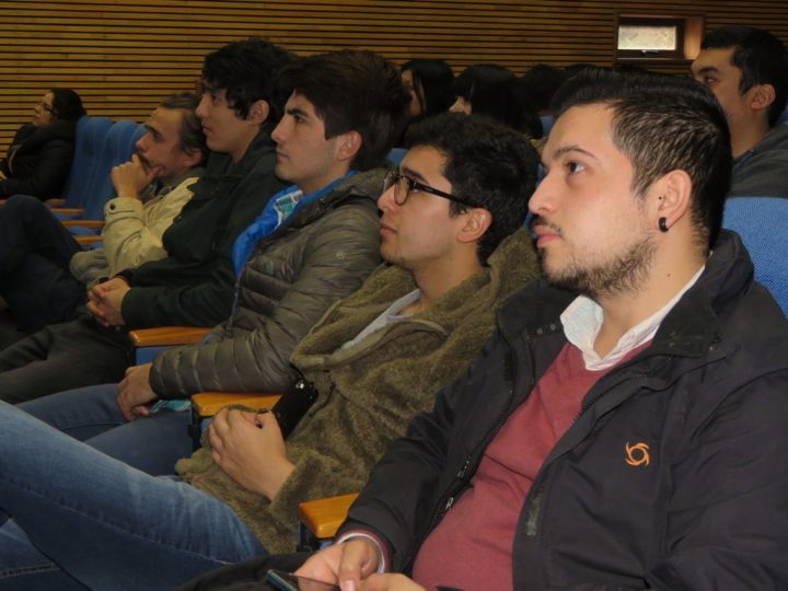 Académicos de la Universidad de Alcalá de Henares dictan conferencia Internacional