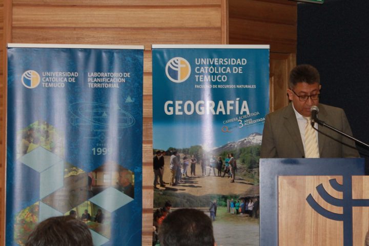 Con masiva asistencia, el Seminario “Geografía y Planificación territorial desde la Araucanía-Wallmapu” dio inicio al año académico.